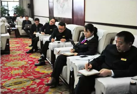 认真做笔记1.png