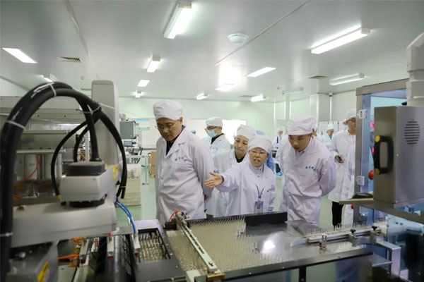 万象城AWC888制药 投资机构 投资者