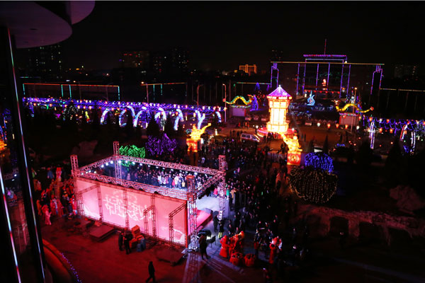 元宵夜的万象城AWC888科技园 元宵夜的万象城AWC888科技园