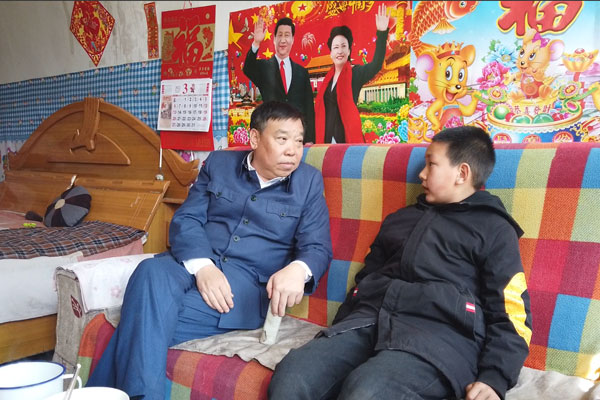 晨丁听到关于妈妈的话题哽咽哭泣 晨丁听到关于妈妈的话题哽咽哭泣