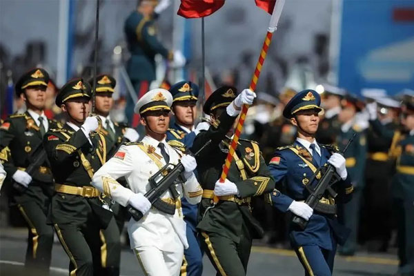 自动步枪挂枪时不带刺刀 自动步枪挂枪时不带刺刀