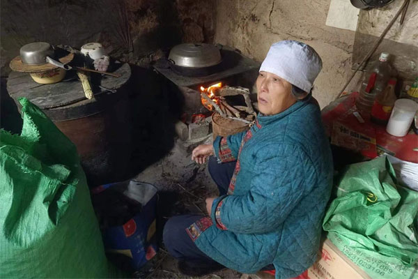 受资助者母亲 受资助者母亲