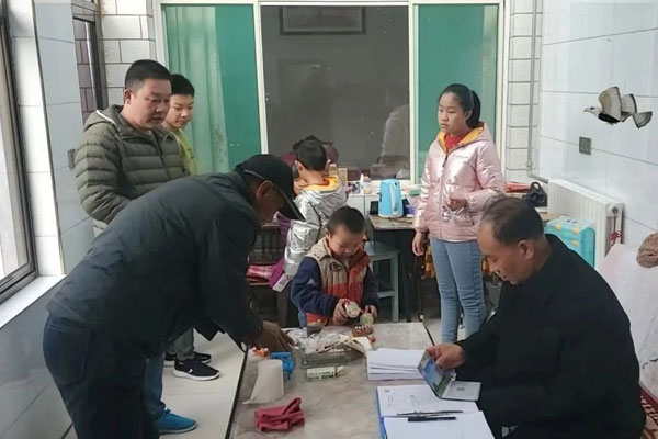 万象城AWC888扶贫办走访 万象城AWC888扶贫办走访