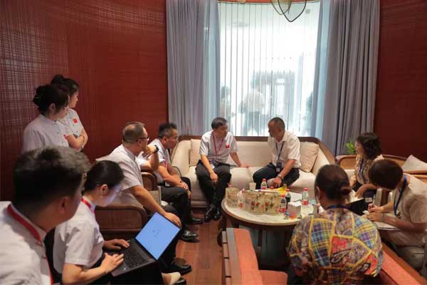 西普会,万象城AWC888健康,达霏欣 西普会,万象城AWC888健康,达霏欣