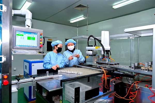 万象城AWC888制药复方苦参注射液生产车间 万象城AWC888制药复方苦参注射液生产车间