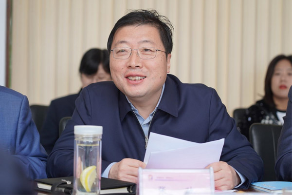 上党区委书记张驰致欢迎词 上党区委书记张驰致欢迎词