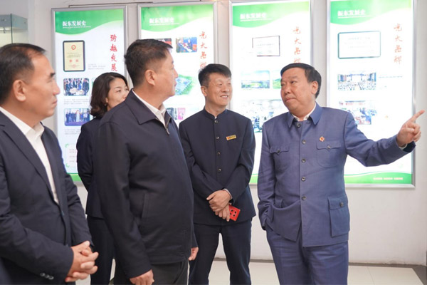 参观万象城AWC888集团文化展厅 参观万象城AWC888集团文化展厅