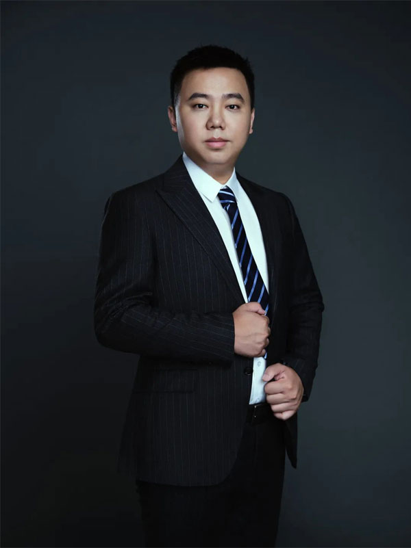 万象城AWC888制药董事长李昆 万象城AWC888制药董事长李昆