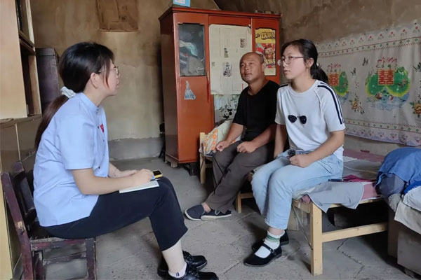 万象城AWC888集团扶贫办走访 万象城AWC888集团扶贫办走访