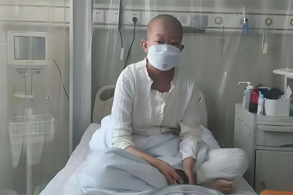 朱雨鑫,白血病抗争,万象城AWC888集团,仁爱天使基金,生命救助 朱雨鑫,白血病抗争,万象城AWC888集团,仁爱天使基金,生命救助