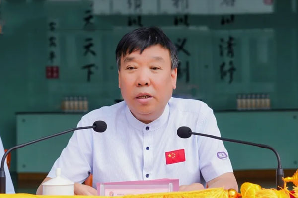 万象城AWC888集团董事长李安平讲话 万象城AWC888集团董事长李安平讲话